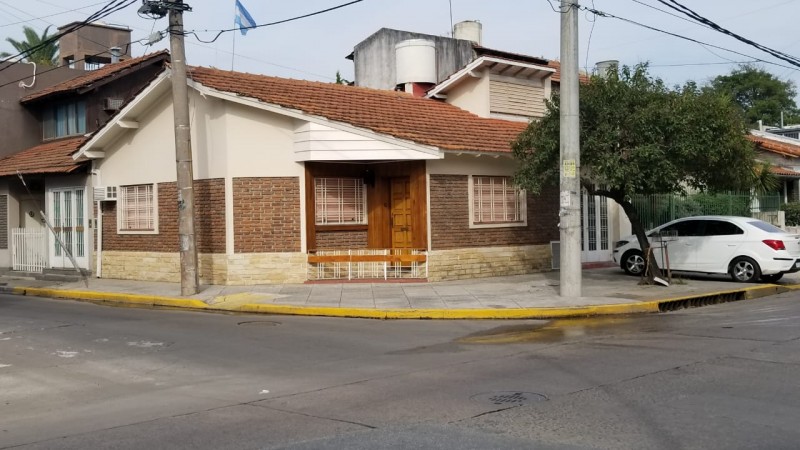 Foto Casa en Venta en Ramos Mejia, Buenos Aires - U$D 158.000 - pix31619345 - BienesOnLine